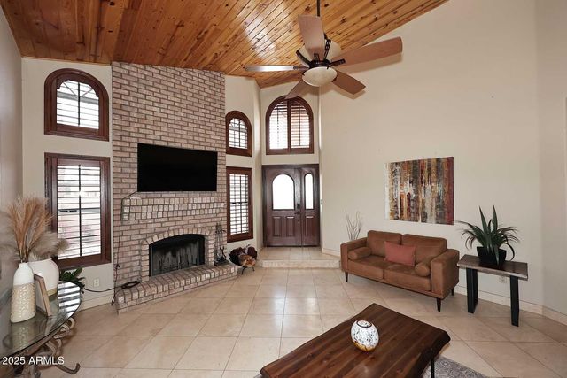 21609 N 61st Avenue, Glendale, AZ 85308