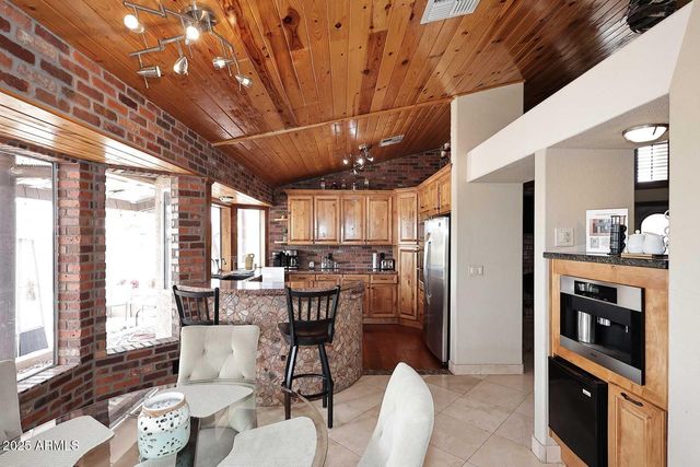 21609 N 61st Avenue, Glendale, AZ 85308