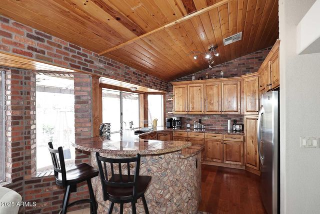 21609 N 61st Avenue, Glendale, AZ 85308