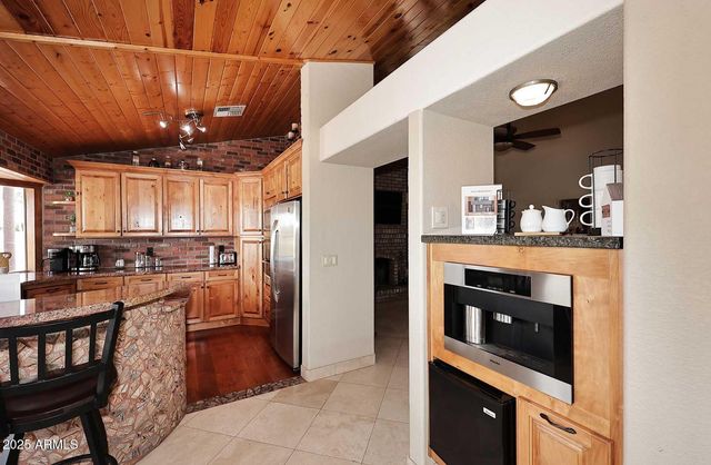 21609 N 61st Avenue, Glendale, AZ 85308