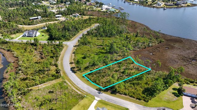 709 Island Court, Panama City, FL 32404