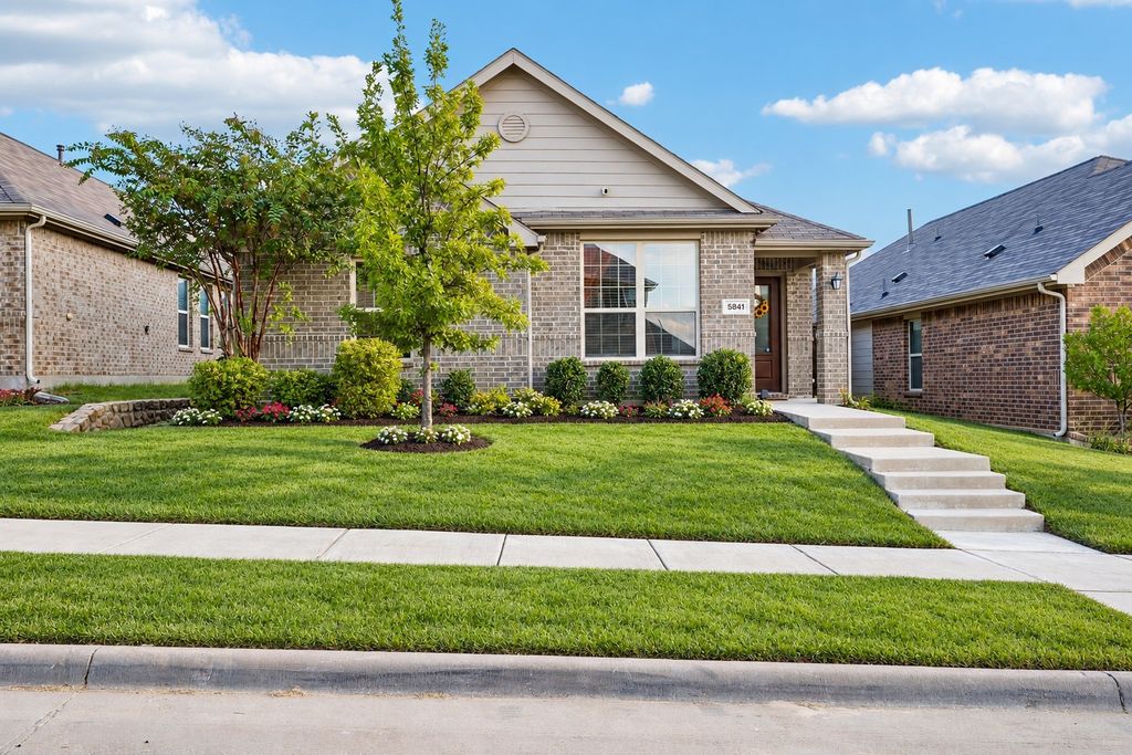 5841 Japonica Street, Fort Worth, TX 76123 — exterior