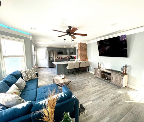 87 South Whittlesey Avenue 1, Wallingford, CT 06492