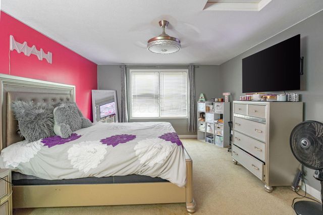 304 Pecan Court, Pickerington, OH 43147