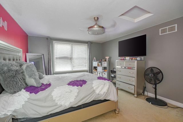 304 Pecan Court, Pickerington, OH 43147