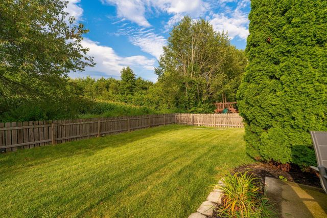 304 Pecan Court, Pickerington, OH 43147