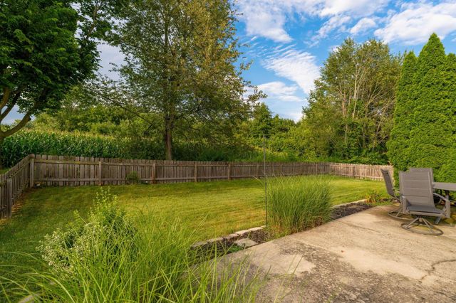 304 Pecan Court, Pickerington, OH 43147