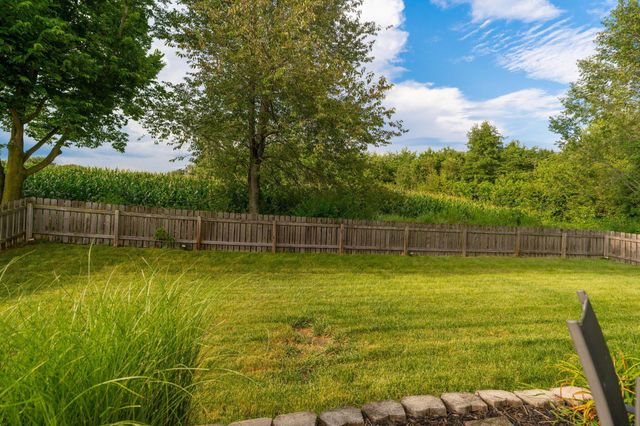 304 Pecan Court, Pickerington, OH 43147