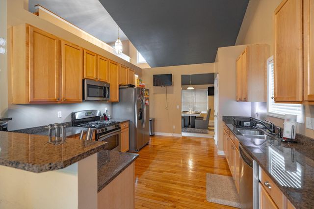 304 Pecan Court, Pickerington, OH 43147