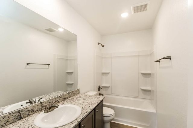 11607 Descent Drive, Conroe, TX 77303