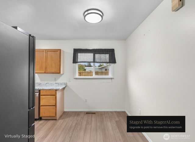 1922 S Wall Street, Mount Vernon, WA 98273