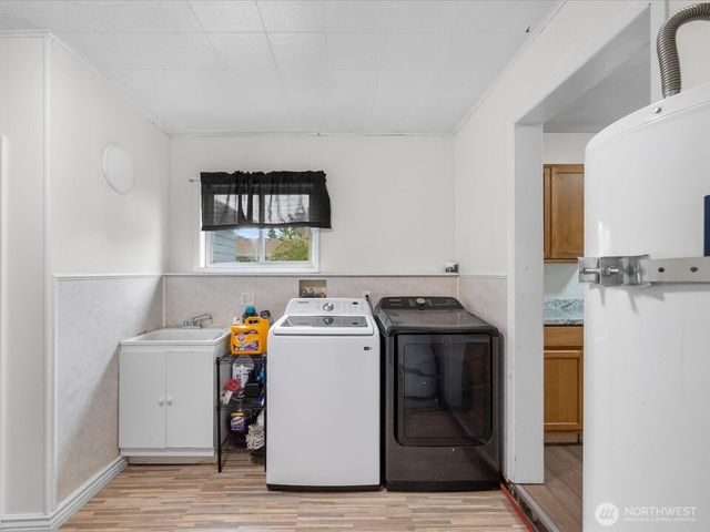 1922 S Wall Street, Mount Vernon, WA 98273