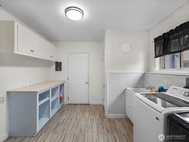 1922 S Wall Street, Mount Vernon, WA 98273
