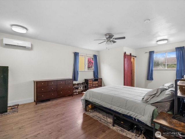 1922 S Wall Street, Mount Vernon, WA 98273