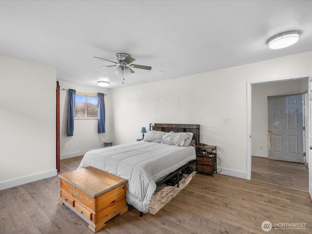1922 S Wall Street, Mount Vernon, WA 98273