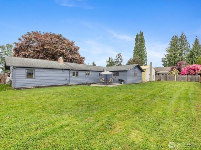 1922 S Wall Street, Mount Vernon, WA 98273