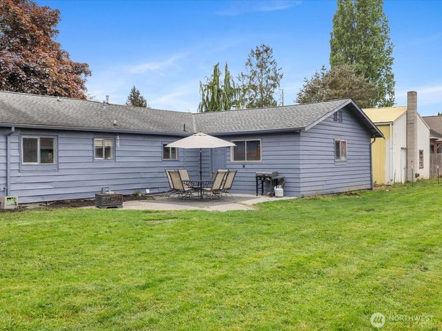1922 S Wall Street, Mount Vernon, WA 98273