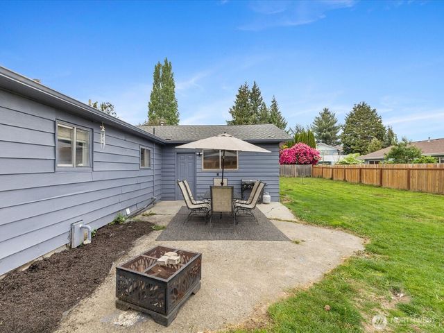 1922 S Wall Street, Mount Vernon, WA 98273