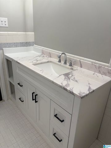 829 SHERWOOD FOREST DRIVE, Birmingham, AL 35235