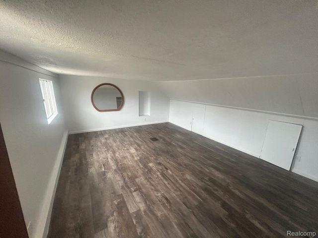 1303 COLLIER Road, Auburn Hills, MI 48326