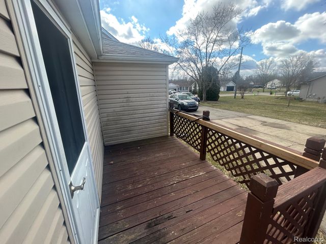 1303 COLLIER Road, Auburn Hills, MI 48326