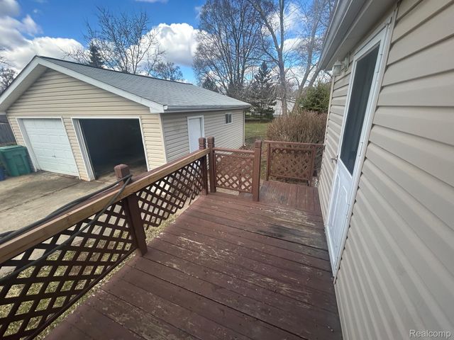 1303 COLLIER Road, Auburn Hills, MI 48326