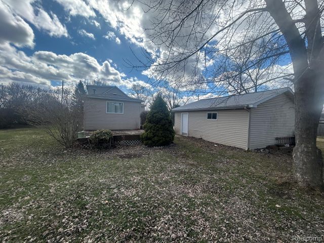 1303 COLLIER Road, Auburn Hills, MI 48326