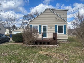 1303 COLLIER Road, Auburn Hills, MI 48326