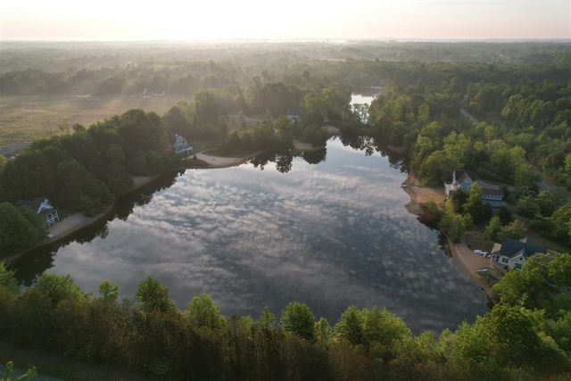 77524 Le Lac Drive, Covert, MI 49043