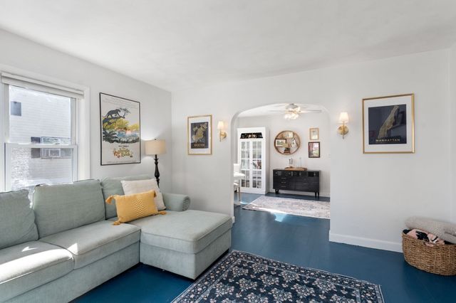 29 Lexington Ave, Attleboro, MA 02703