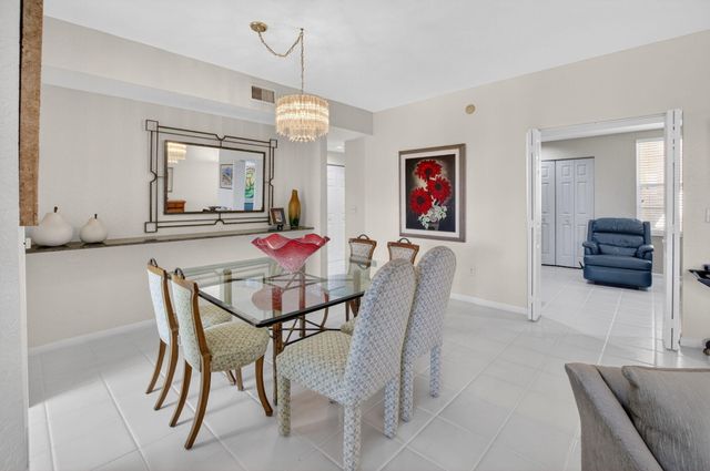 17329 Boca Club Boulevard 2, Boca Raton, FL 33487