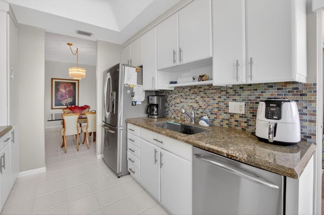 17329 Boca Club Boulevard 2, Boca Raton, FL 33487