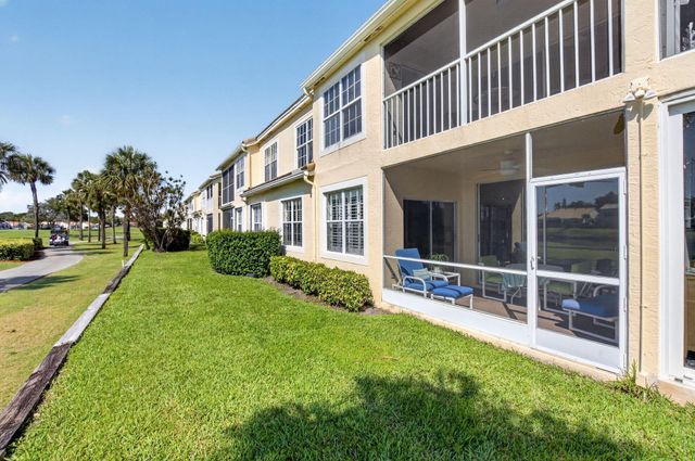 17329 Boca Club Boulevard 2, Boca Raton, FL 33487