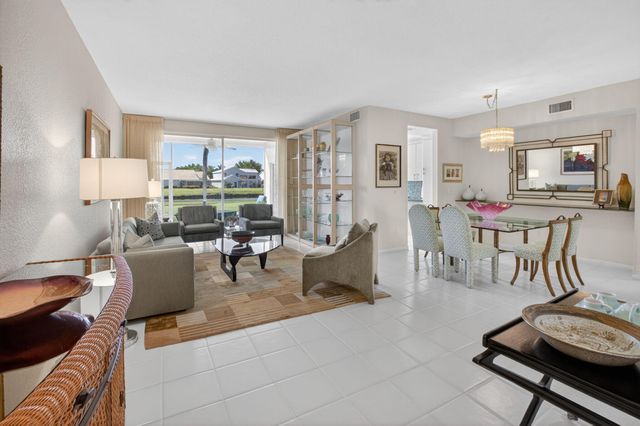17329 Boca Club Boulevard 2, Boca Raton, FL 33487