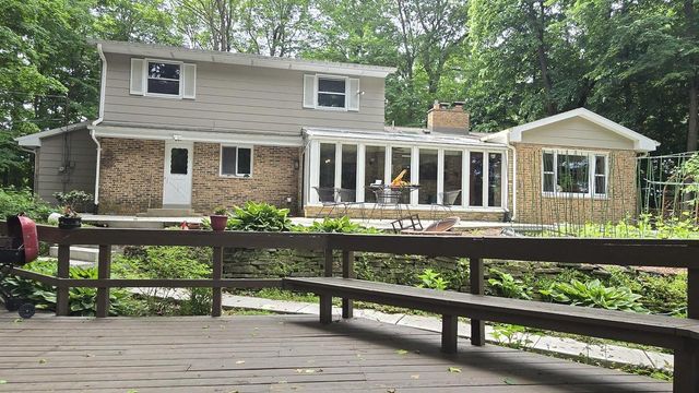 8480 W Edgerton AVENUE, Greendale, WI 53129
