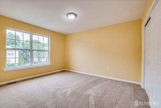 73 Forest Drive, Piscataway, NJ 08854