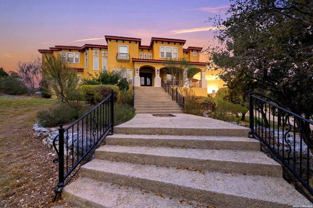 322 Santa Domingo, Helotes, TX 78023