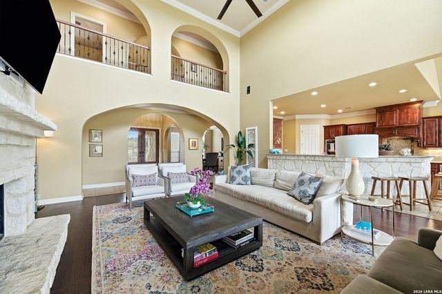 322 Santa Domingo, Helotes, TX 78023