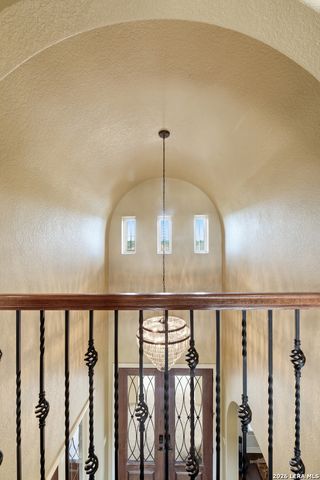 322 Santa Domingo, Helotes, TX 78023