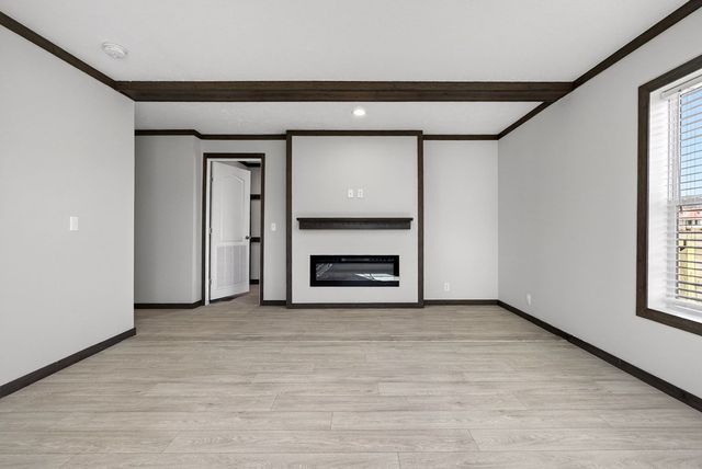 3881 Shellsford Rd, Mcminnville, TN 37110