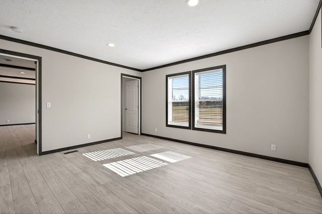 3881 Shellsford Rd, Mcminnville, TN 37110