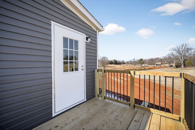 3881 Shellsford Rd, Mcminnville, TN 37110