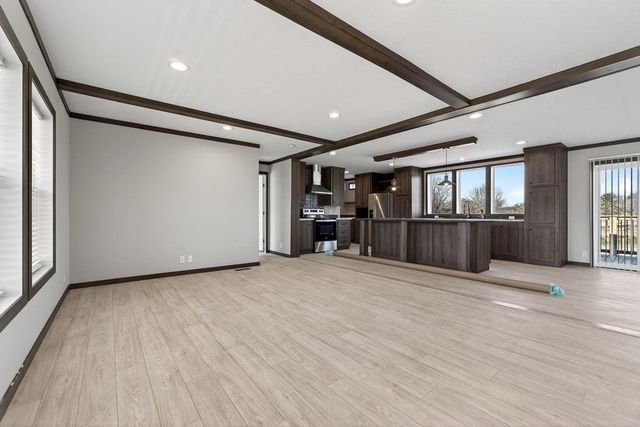 3881 Shellsford Rd, Mcminnville, TN 37110