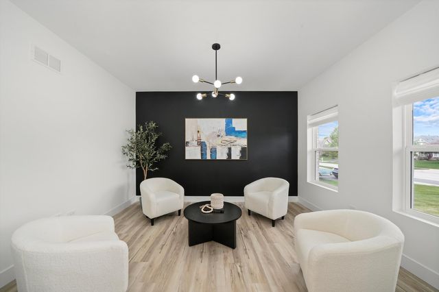 413 N Sycamore Lane, North Aurora, IL 60542