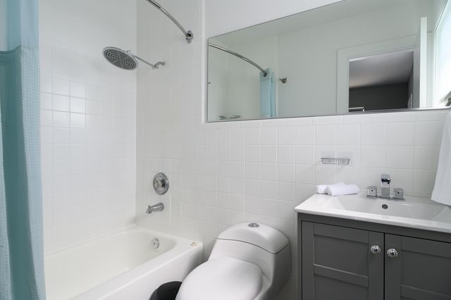 1020 N Victoria Park Road 23, Fort Lauderdale, FL 33304