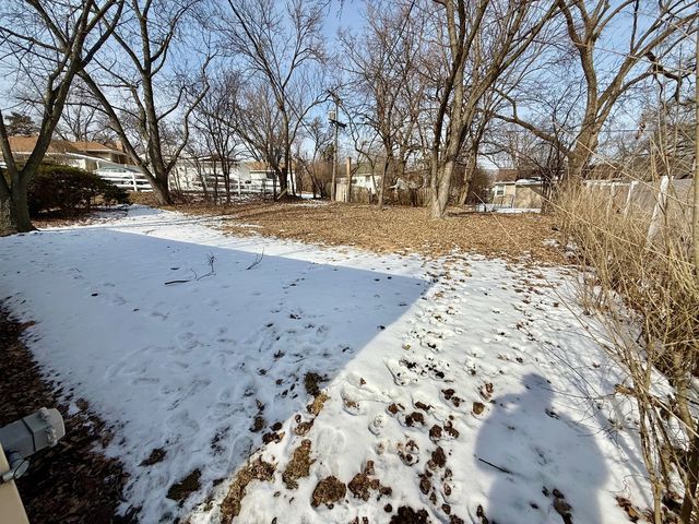 2904 Woodworth Place, Hazel Crest, IL 60429