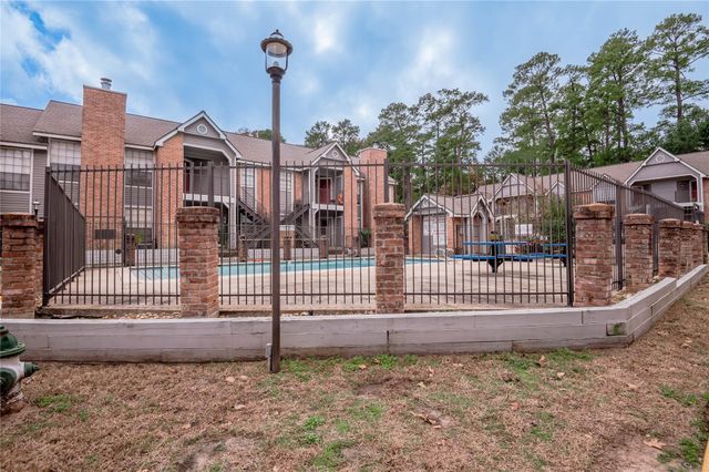 2402 Sycamore Avenue A1, Huntsville, TX 77340