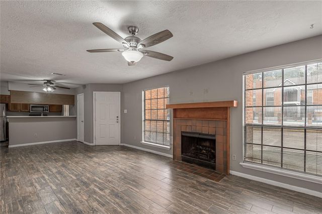 2402 Sycamore Avenue A1, Huntsville, TX 77340