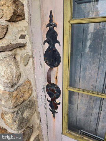 2519 ASH MILL RD, Doylestown, PA 18902