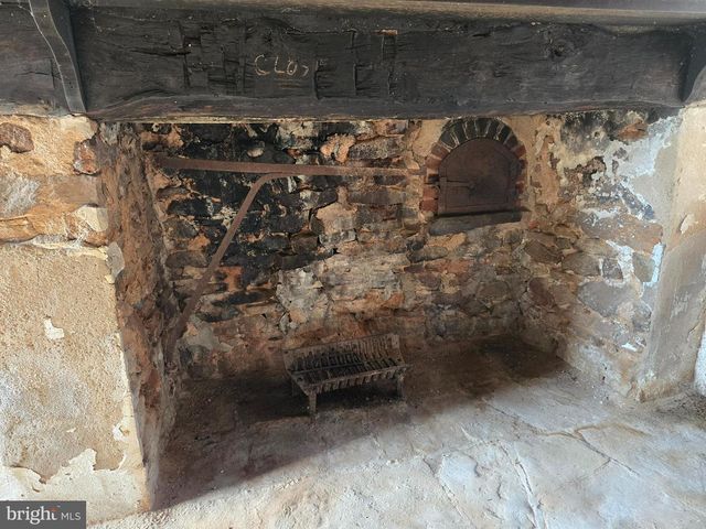 2519 ASH MILL RD, Doylestown, PA 18902